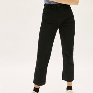 Everlane cropped black straight leg size 10